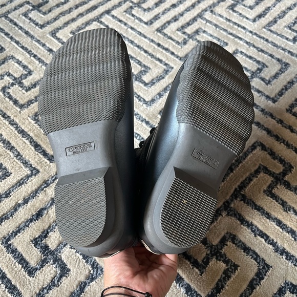 Sperry boots, silver/gray - Picture 4 of 7